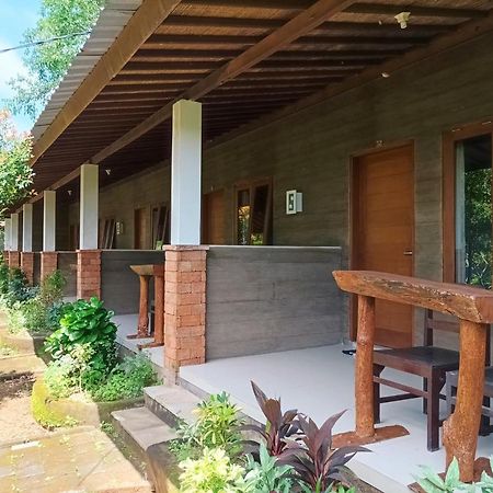 Agung Balangan Homestay Jimbaran Exteriör bild