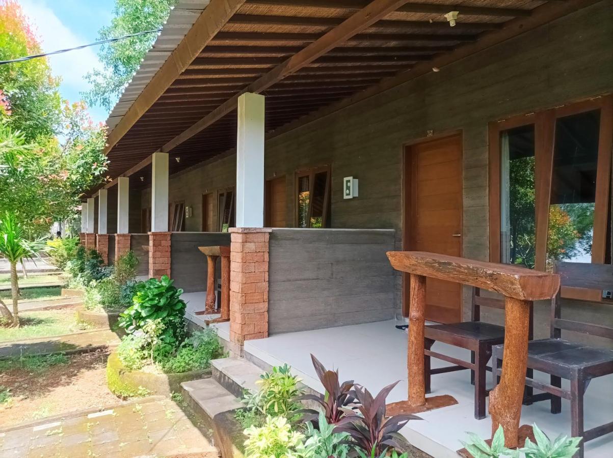 Agung Balangan Homestay Jimbaran Exteriör bild